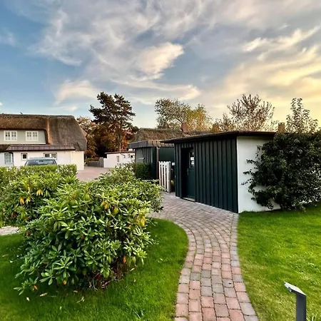 Moi´s Hüs Friesenhaus Moi S Hüs 2 Ferienhaus *